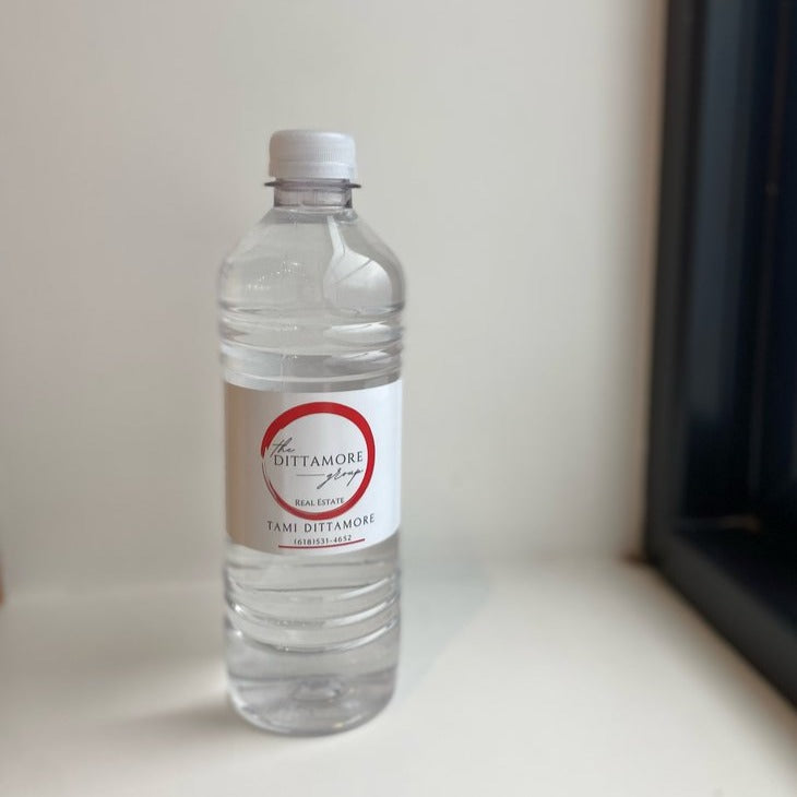 http://shop.bottledwaterstore.com/cdn/shop/products/16.9ozstandardcustombottledwater.jpg?v=1672780383